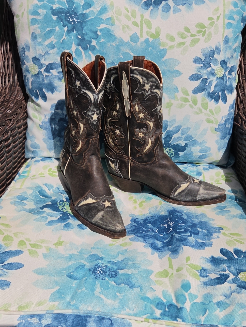 Dan Post Copper Queen Women's Leather Boots Size 9.5 Stars & Moon Inlays